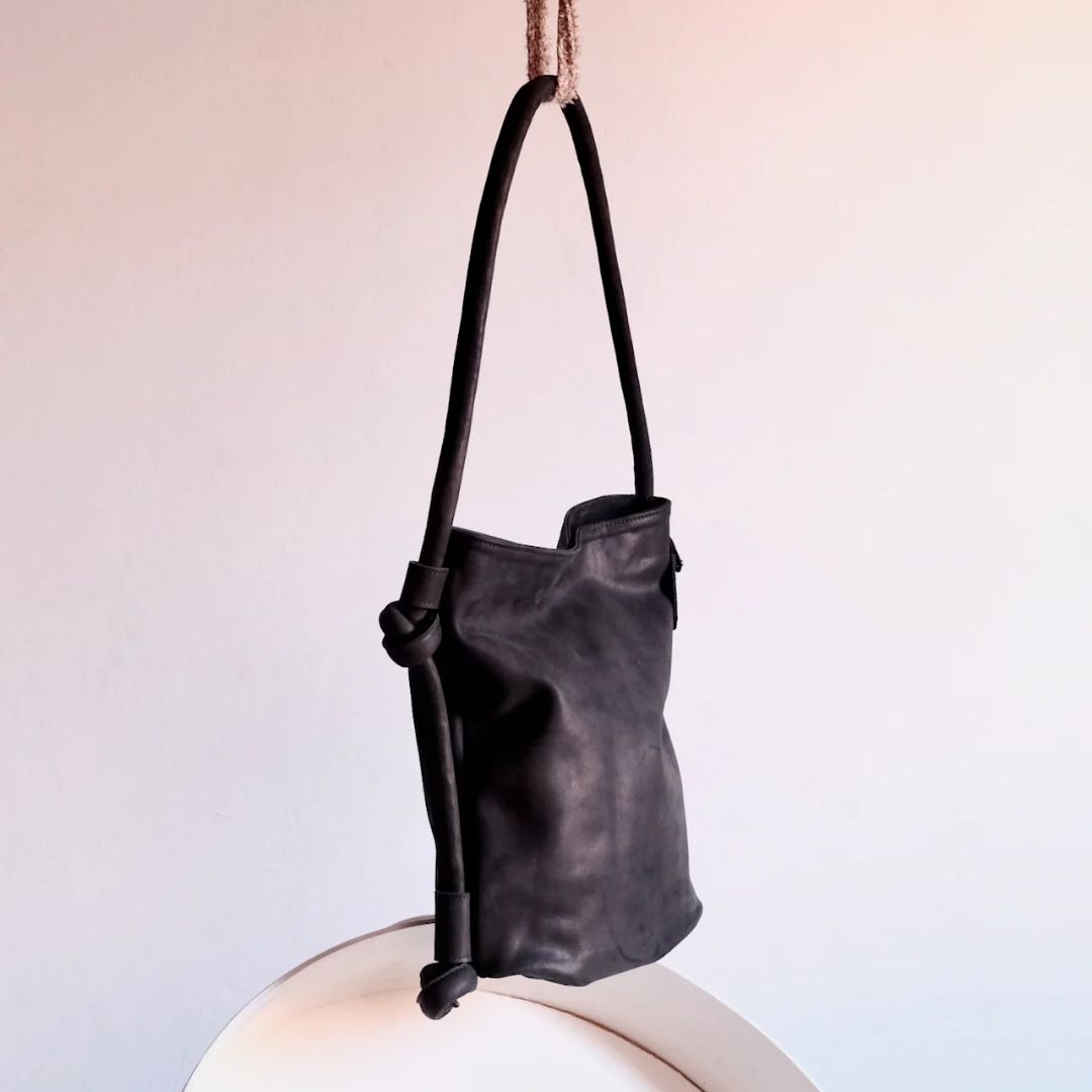 Hayat convertable bag Black