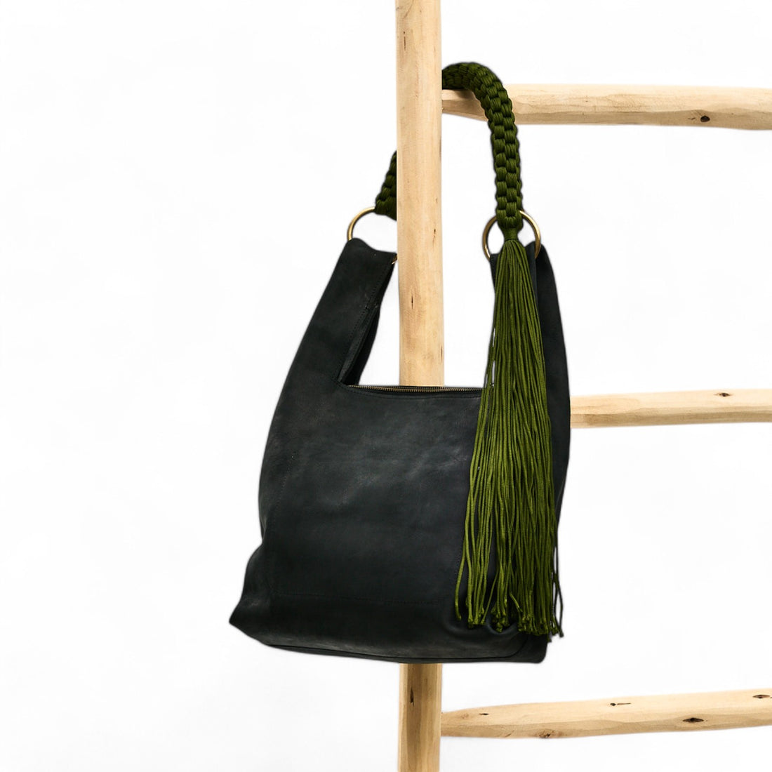 Shopper Bag - Ogda with long tassle Black