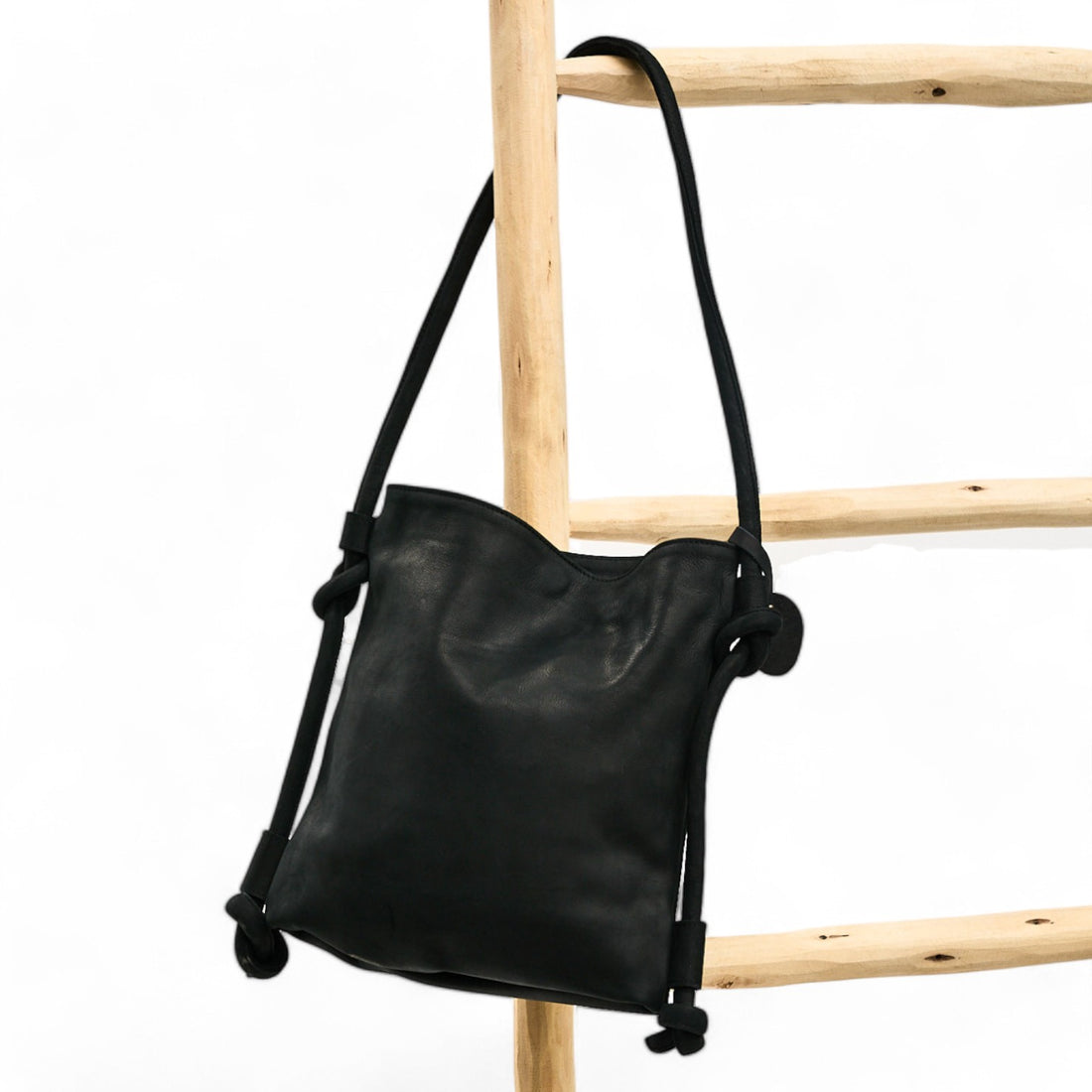 Hayat convertable bag Black