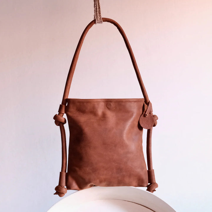 Hayat convertable bag Brown